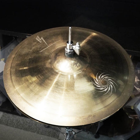 USED_Munetaka_Higuchi_Signature_Model_Lightning_Strikes_HiHat_15_pair_[Top_1300g_Bottom_1616g]_03