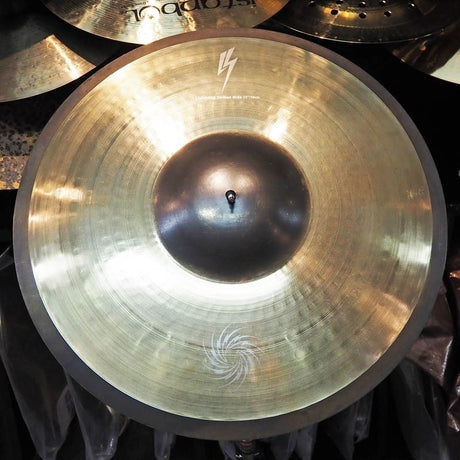 USED_Munetaka_Higuchi_Signature_Model_Lightning_Strikes_Ride_23_[4570g]_01