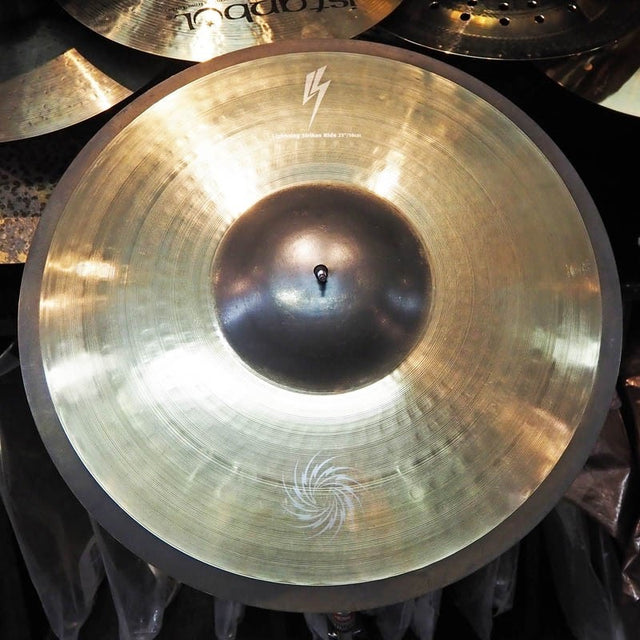 USED_Munetaka_Higuchi_Signature_Model_Lightning_Strikes_Ride_23_[4570g]_01