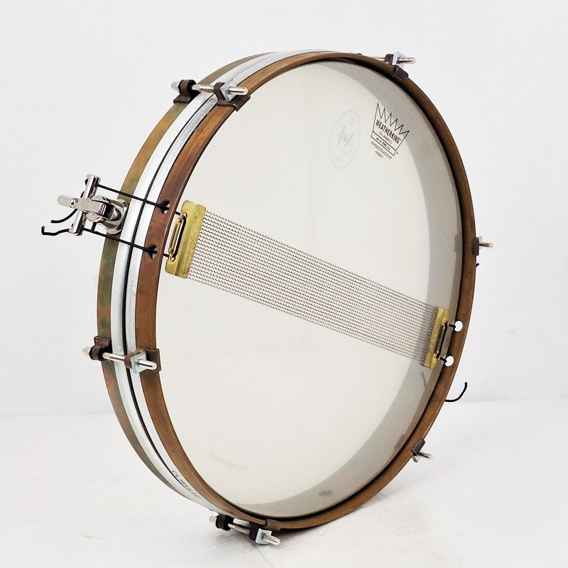 USED_Pancake_14_x_1_5_Raw_Brass_Snare_Drum_[Single_Tension，_No_Lugs，_with_Brass_Single_Hoops]_02