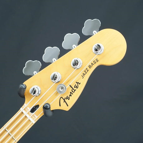 USED_Player_Plus_Jazz_Bass_(Aged_Candy_Apple_Red_Maple)_07