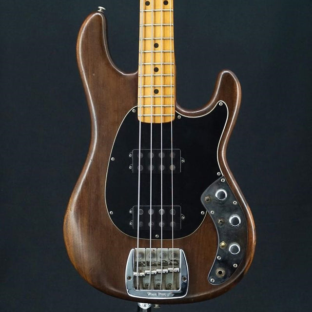 USED_Sabre_Bass_'79_01