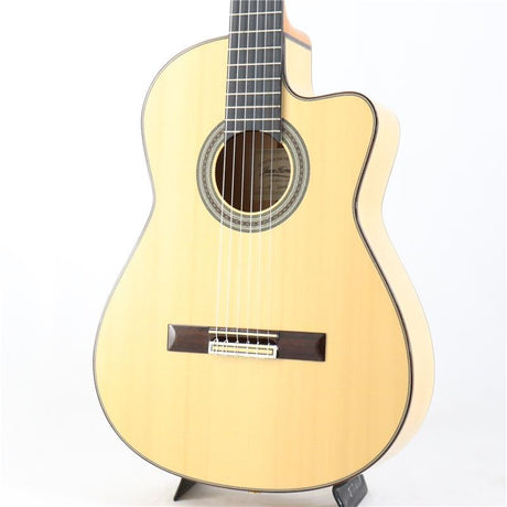USED_Samba_Cutaway_Juan_Hernandez_01