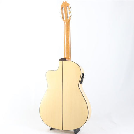 USED_Samba_Cutaway_Juan_Hernandez_04