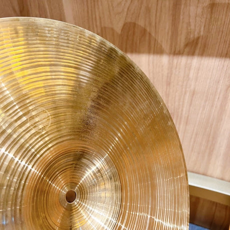 USED_Signature_The_Paiste_Line_Heavy_HiHat_14pr_[1130g_1265g]_05