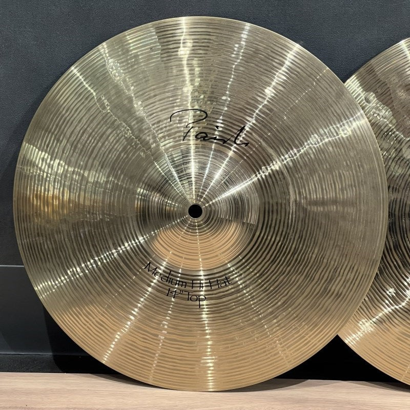 USED_Signature_The_Paiste_Line_Medium_HiHat_14pr_[1070g_1125g]_02