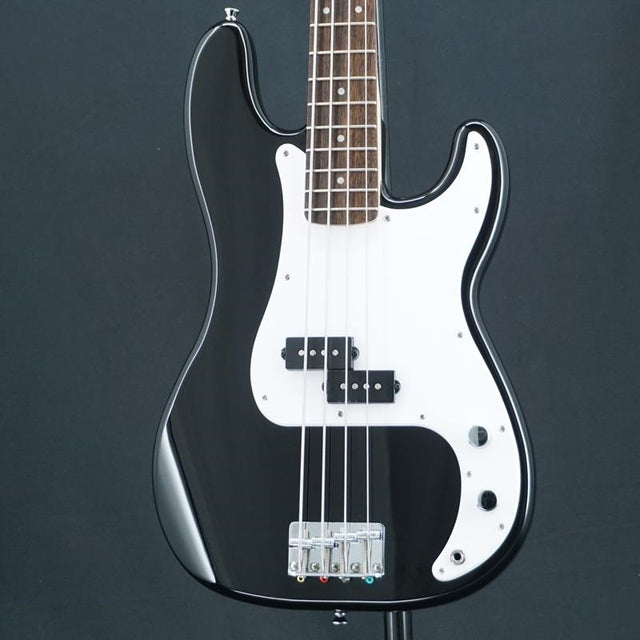 USED_Sonic_Precision_Bass_(Black_Laurel)_01