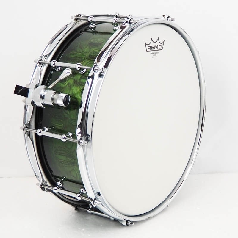 USED_Sydney_Blue_Gum_10Ply_14×5_5_(Horizontal)_[Kimberly_Veneer_with_Green_Fade_High_Gloss]_04