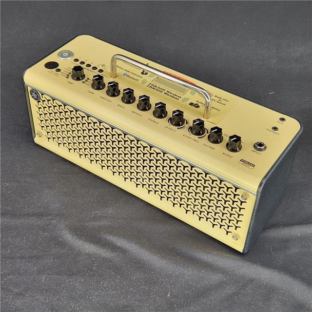 USED_THR10II_Wireless_01