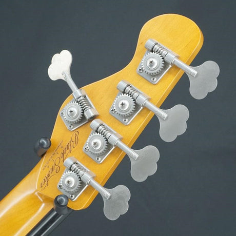 USED_Trad_Master_Series_Beta_J5_(Vintage_White_Midium_Aged)_08