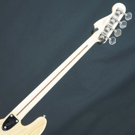 USED_Traditional_70s_Jazz_Bass_(Natural)_06
