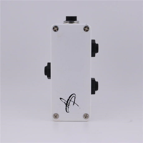 USED_Used_AB_BOX_02