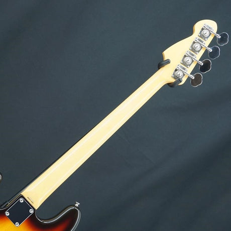 USED_Used_APB97_(YS)_06