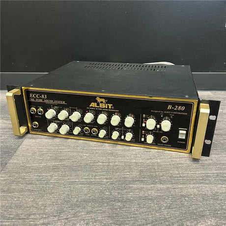 USED_Used_B-280_01