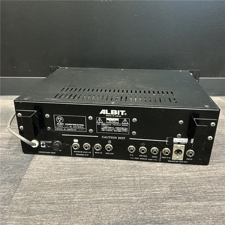 USED_Used_B-280_02