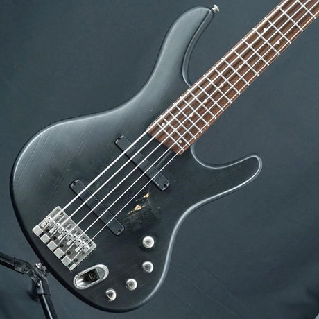 USED_Used_EDB555_BKF_01