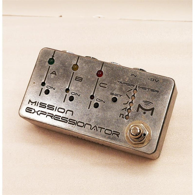 USED_Used_Expressionator_01
