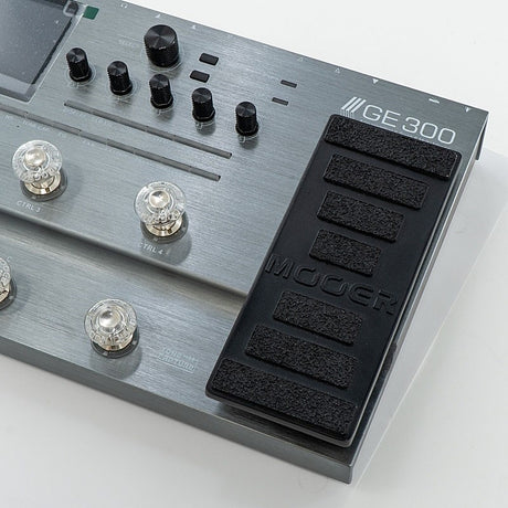 USED_Used_GE300_06