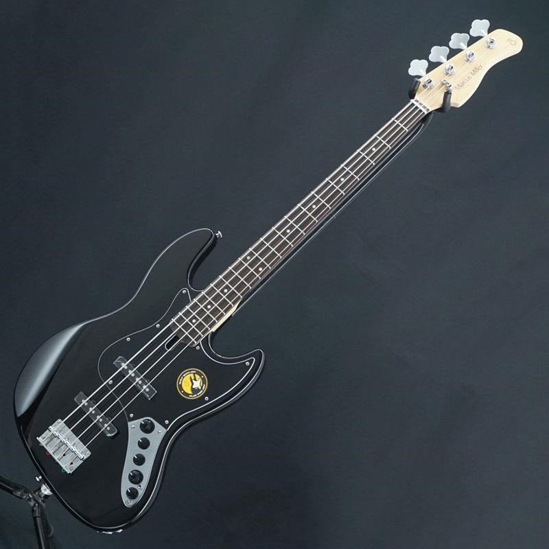 USED_V3_4st_2nd_Generation_(BK)_03