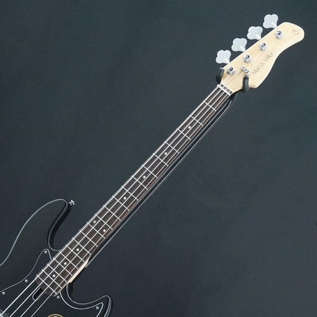 USED_V3_4st_2nd_Generation_(BK)_05
