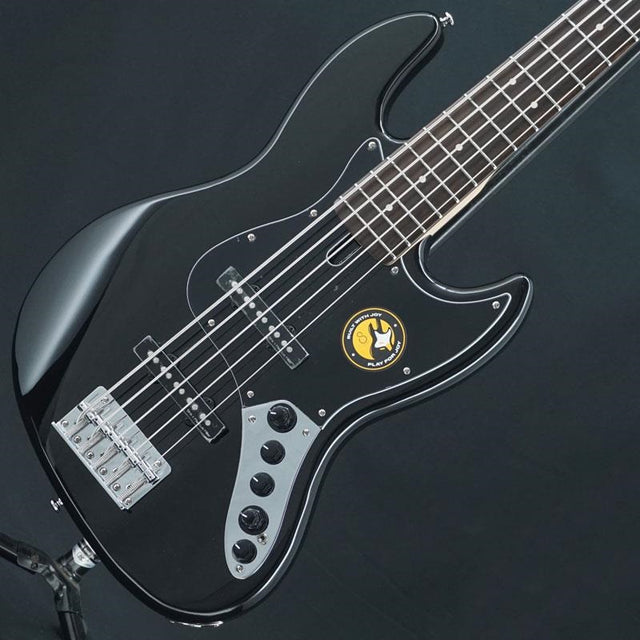USED_V3_5st_2nd_Generation_(BLK)_01