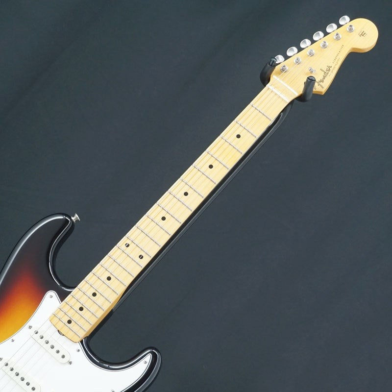USED_Vintage_Custom_1962_Stratocaster_Closet_Classic_(3-Color_Sunburst)_[SN_R110013]_05