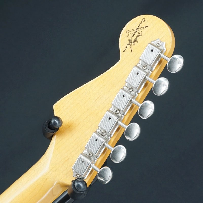 USED_Vintage_Custom_1962_Stratocaster_Closet_Classic_(3-Color_Sunburst)_[SN_R110013]_08