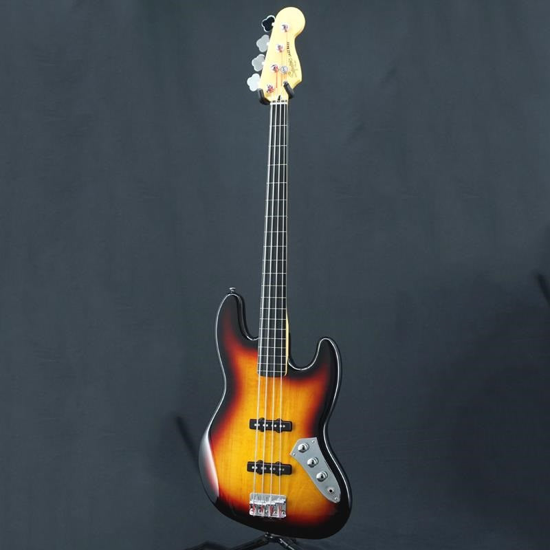 USED_Vintage_Modified_Jazz_Bass_Fretless_(3TS)_03