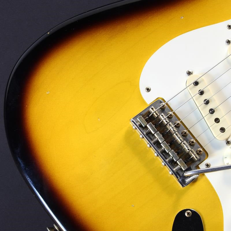 USED_Winter_2022_CS_Evient_Limited_1956_Stratocaster_Journeyman_Relic_(2-Color_Sunburst)_07