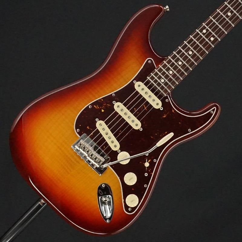USED_​​70th_Anniversary_American_Professional_II_Stratocaster_(Comet_Burst)_[SN_US23051206]_Fender_01