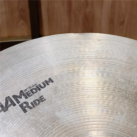 USED_​​AA_Medium_Ride_20_[AA-20MR]_[2445g]_02