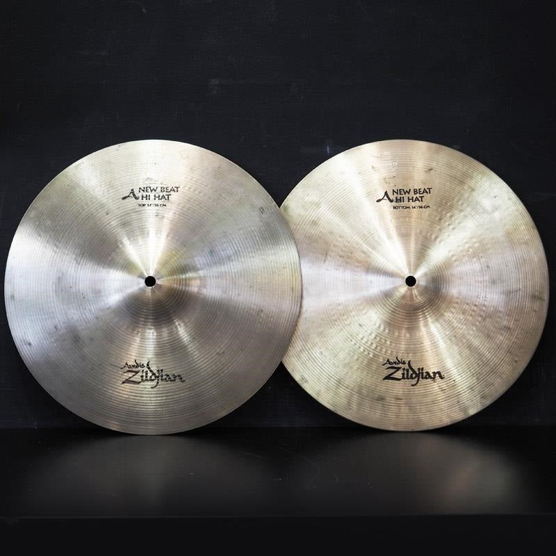 USED_​​A_Zildjian_New_Beat_HiHat_14__pair_[Top__1106g___Bottom__1394g]_01