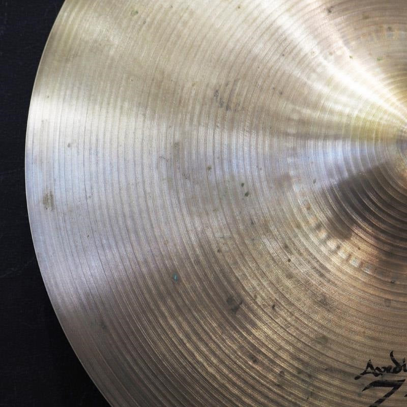 USED_​​A_Zildjian_New_Beat_HiHat_14__pair_[Top__1106g___Bottom__1394g]_06