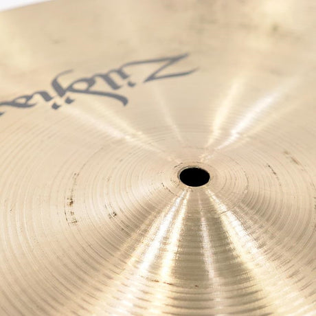 USED_​​A_Zildjian_Swish_16''_[925g]_05