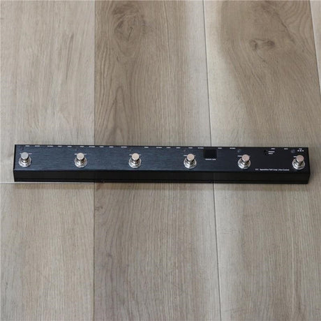 USED_​​Agamidae_Tail_Loop_02