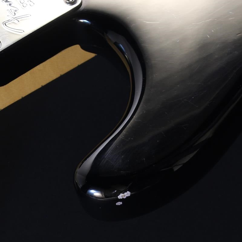 USED_​​American_Stratocaster_(Black_Maple)_09