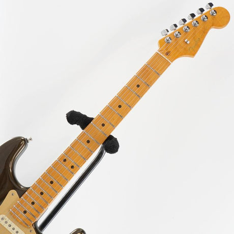 USED_​​American_Ultra_Stratocaster_HSS_(Texas_Tea_Maple)_05