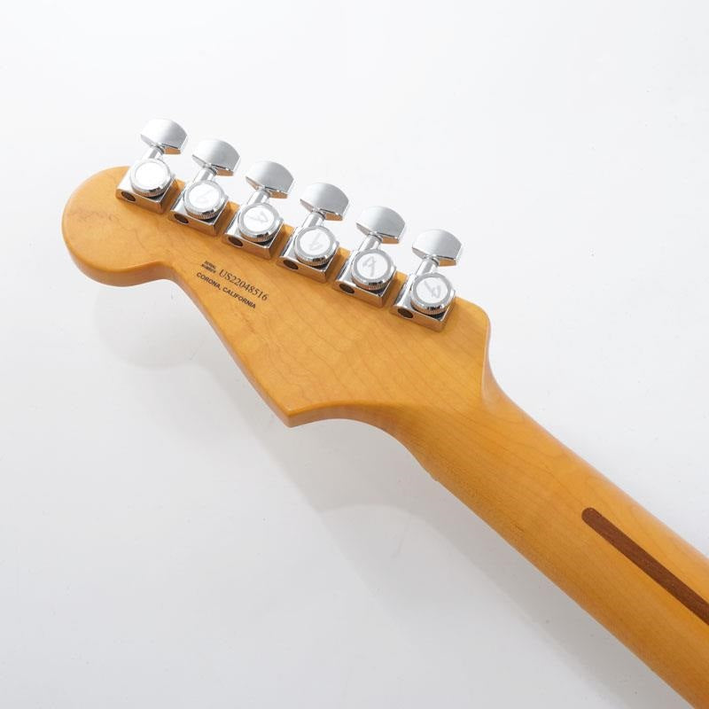 USED_​​American_Ultra_Stratocaster_HSS_(Texas_Tea_Maple)_11