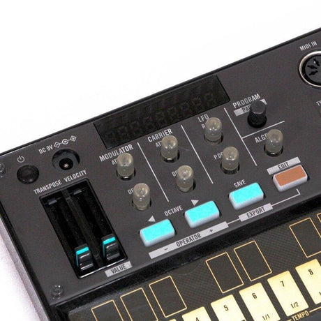USED_[Autumn_Super_Sale]_Volca_FM_03