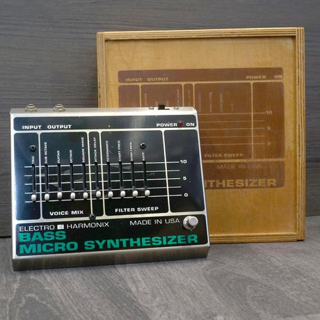 USED_​​Bass_Micro_Synthesizer_04