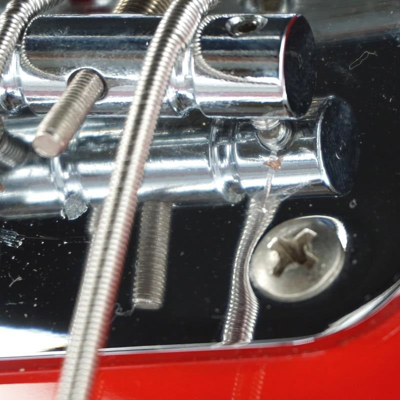 USED_​​Bronco_Bass_(Torino_Red)_09