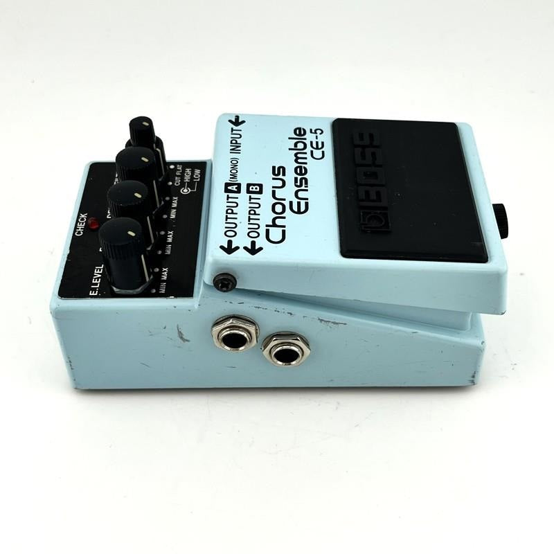 USED ​​CE-5 [Chorus Ensemble] Chorus Pedal (BOSS) by BOSS – Ikebe