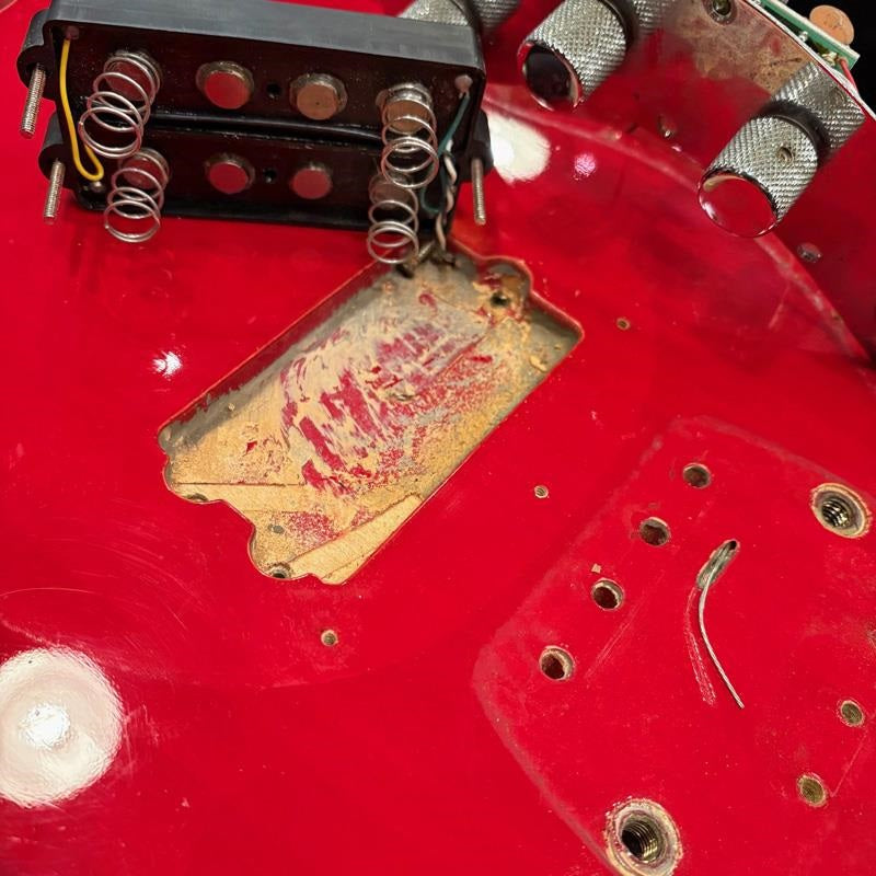 USED_​​Cutlass-I_(Trans_Red)_'83_05