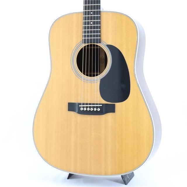 USED_​​D-28_(2013_model)_Martin_01