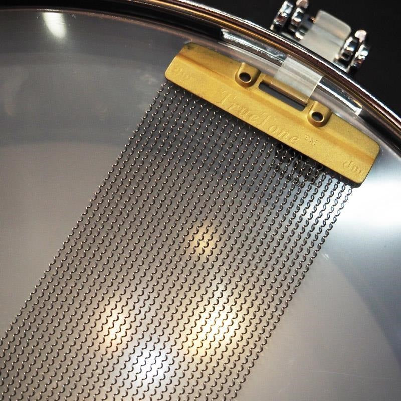 USED_​​DRVD5514SVCBK_[Collector's_Satin_Black_over_Brass_Snare_14''x5_5'']_08