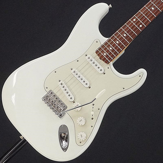 USED_​​FSR_Traditional_60s_Stratocaster_(Olympic_White)_[SN_JD25002793]_Fender_01