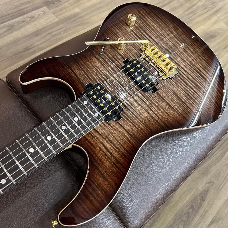 USED_​​FUTURA-S_HH_AAAA_Flame_Maple_Top_(Dark_Brown_Burst)_[SN_25H31]_Black_Smoker_10
