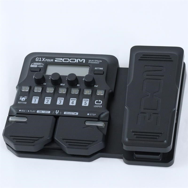 USED_​​G1X_FOUR_(ZOOM)_with_AC_adapter_included__01