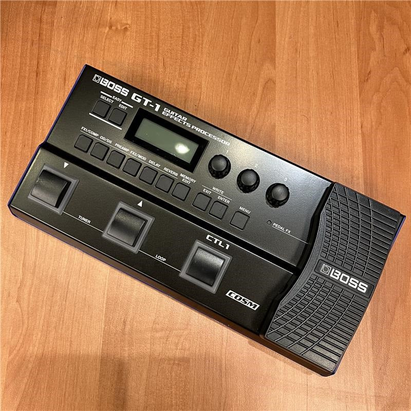 USED_​​GT-1_(BOSS)_[Box，_manual，_and_adapter_included]_SN__01M9016_01