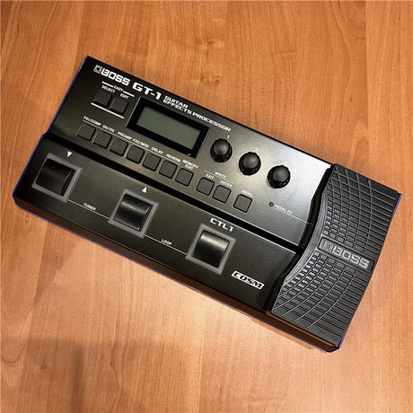 USED_​​GT-1_(Boss)_[Box_Included]_SN__D9Q8208_01